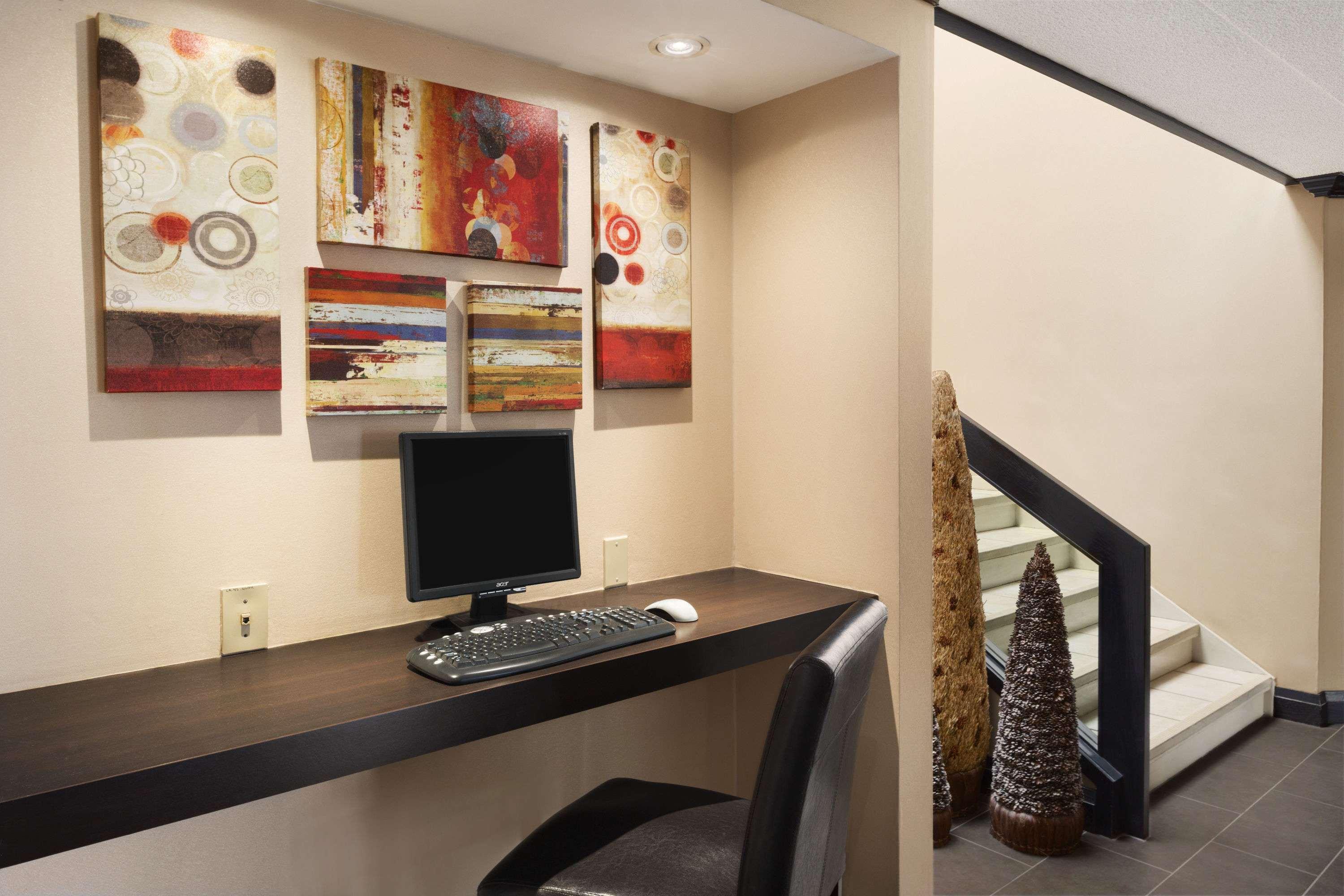 Days Inn By Wyndham Brantford Esterno foto